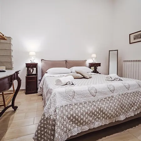 Casa Moneka *
